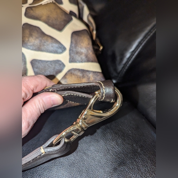Dooney & Bourke Giraffe print hobo - Picture 3 of 10